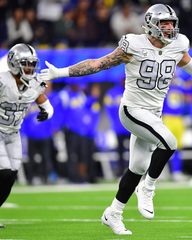 Maxx Crosby vs Rams at SoFi